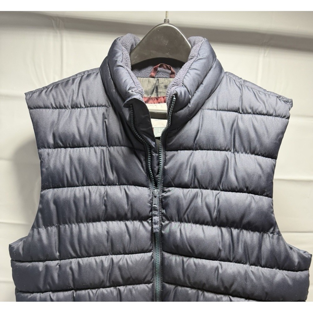 Old Navy Frost Free Puffer Vest Mens Large Navy Blue Quilted Full Zip Outerwear
